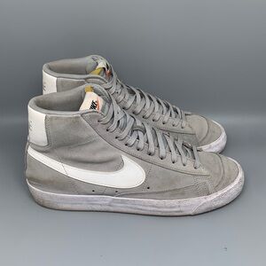 Nike Blazer Mid ’77 Suede Light Smoke Grey‎ Shoes CI1172-004 Men’s Sz 9.5